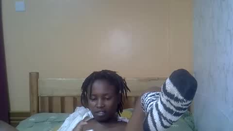 Snapshot of sexxyjey_ chatting on 10.21.25 sexxyjey_ online show from 10.21.25