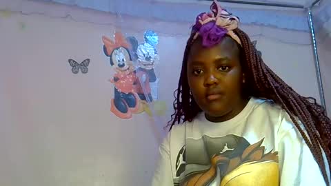 Snapshot of sexxykaree chatting on 06.08.26 sexxykaree online show from 06.08.26