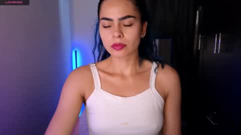  Angie   online show from 09.21.25