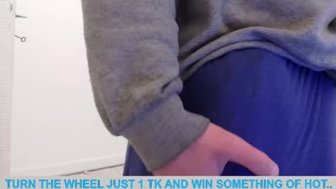 Snapshot of sexxyxxman chatting on 05.18.26 sexxyxxman online show from 05.18.26
