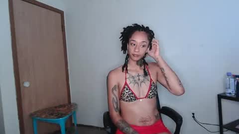 Snapshot of sexy6foot chatting on 06.29.26 sexy6foot online show from 06.29.26