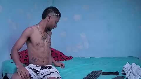 Snapshot of sexy_0boy chatting on 02.14.26 Sebastian online show from 02.14.26