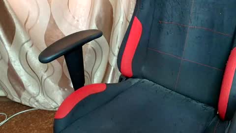 Jessica  Face only in pvt or in snapchat Dont ask more.... online show from 01.15.26