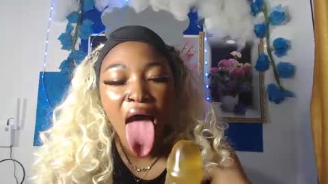 Snapshot of sexy_bluey247 chatting on 07.18.26 sexy_bluey247 online show from 07.18.26