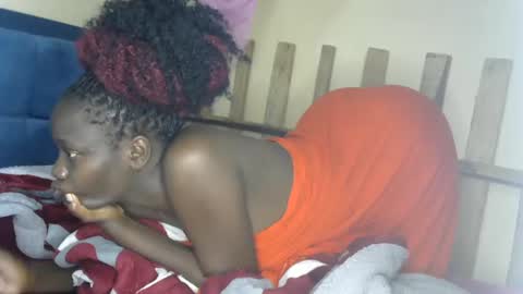 sexy_butty01 online show from 11.11.25