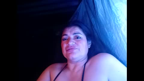 Snapshot of sexy_camy chatting on 03.10.25 Camy Yamy online show from 03.10.25