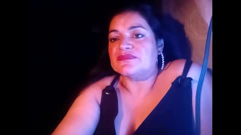 Snapshot of sexy_camy chatting on 03.11.25 Camy Yamy online show from 03.11.25