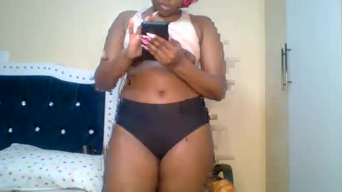 Snapshot of sexy_cherry001 chatting on 07.20.26 shydolly01 online show from 07.20.26