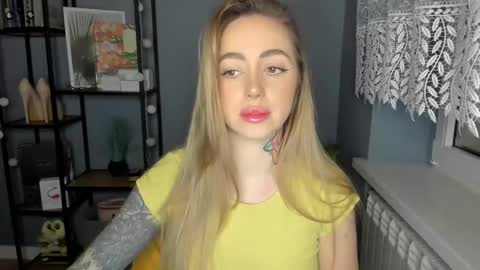 C o r a l i e online show from 12.17.24