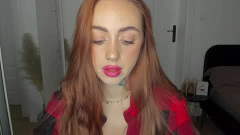 C o r a l i e online show from 11.17.25