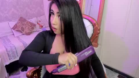  C R I S T A L  online show from 03.04.25