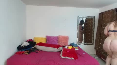 karla           instagram  online show from 12.11.24