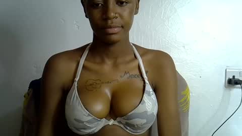 sexy_ebonii online show from 09.25.25
