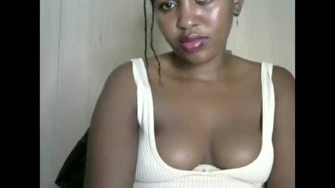 Snapshot of sexy_ebony_bliss chatting on 01.31.25 adasa online show from 01.31.25