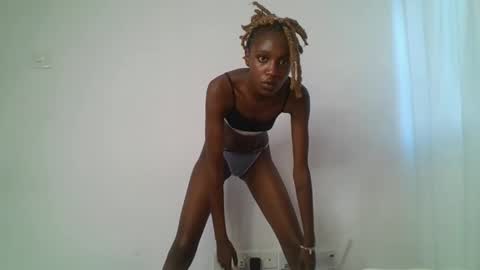 Snapshot of sexy_ebony_nica chatting on 02.02.25 sexy_ebony_nica online show from 02.02.25