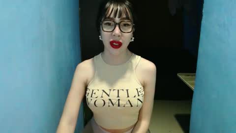 sexy_emily92 online show from 03.30.26