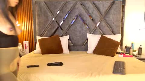 Dafne online show from 12.17.25