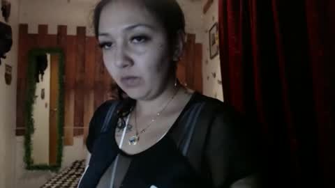 sexy lolas online show from 12.13.24