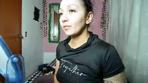 sexy lolas online show from 09.13.25