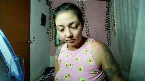 sexy lolas online show from 09.22.25