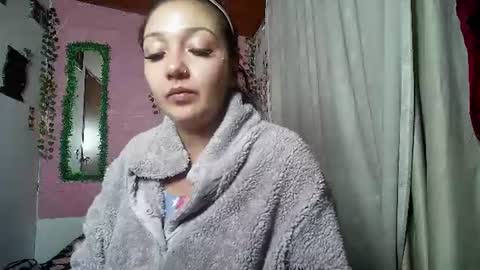 Snapshot of sexy_lolas chatting on 06.14.26 sexy lolas online show from 06.14.26