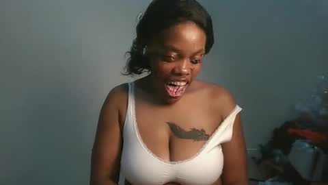 sexy_lyna online show from 01.18.26