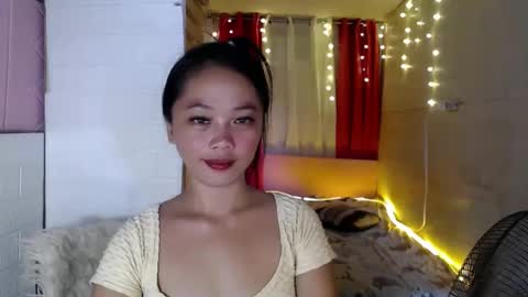 Snapshot of sexy_maria13 chatting on 12.13.24 mariamitch online show from 12.13.24