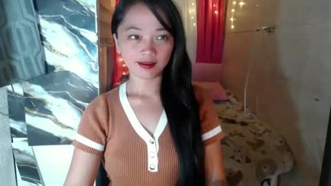 Snapshot of sexy_maria13 chatting on 12.27.24 mariamitch online show from 12.27.24