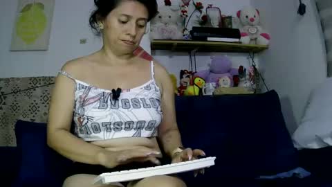 Mary online show from 03.25.26