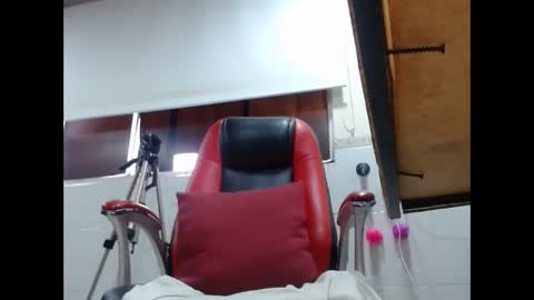 MARIPOSA online show from 12.03.25