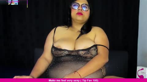Jenny I am a freelance model online show from 02.25.25