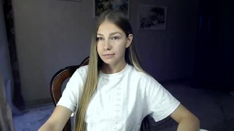 Molli  Ready for any play with you. online show from 10.01.25