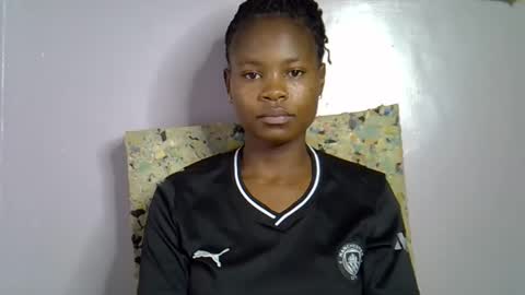 Snapshot of sexy_molyne chatting on 02.25.26 Molyne online show from 02.25.26