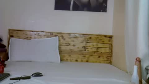 SEXY MOMAH online show from 02.19.26