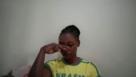 Snapshot of sexy_muna2 chatting on 02.17.26 sexy_muna2 online show from 02.17.26