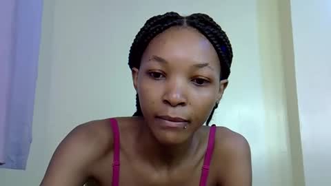 Snapshot of sexy_narohah chatting on 09.18.25 Narohah online show from 09.18.25