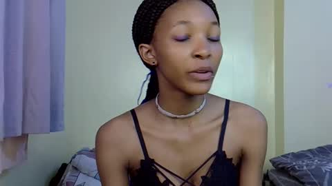 Snapshot of sexy_narohah chatting on 09.23.25 Narohah online show from 09.23.25