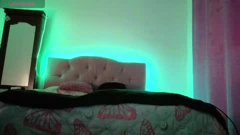 miss natasha online show from 04.16.26