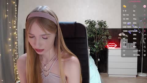 Annie - Your Dream Girl online show from 12.04.24