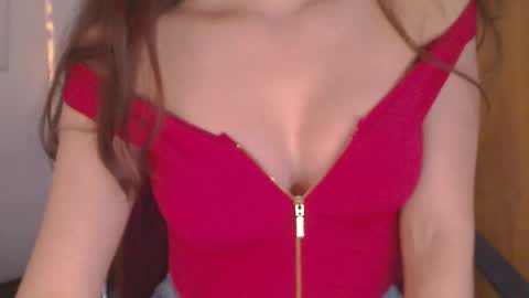 Snapshot of sexy_venus_sexy chatting on 10.15.25 venus online show from 10.15.25