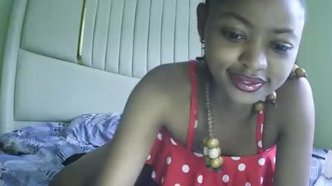 Snapshot of sexy_zaraa chatting on 05.12.26 sexy zaraa online show from 05.12.26
