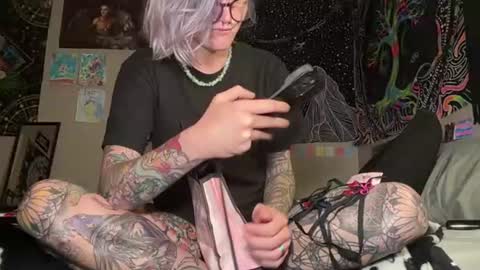 Snapshot of sexyaltftm chatting on 06.16.26 Ollie online show from 06.16.26