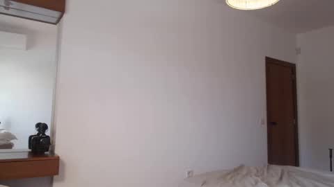 Snapshot of sexyandmarried chatting on 10.20.25 sexyandmarried online show from 10.20.25