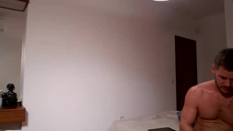 Snapshot of sexyandmarried chatting on 11.15.25 sexyandmarried online show from 11.15.25