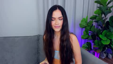 Lou online show from 10.05.25