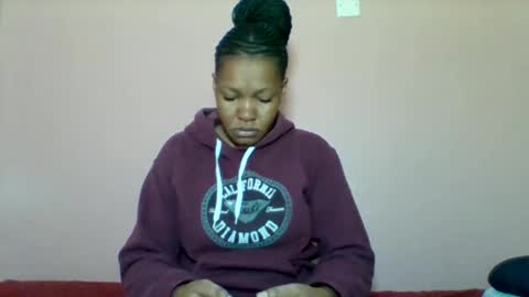 Snapshot of sexyapple2002 chatting on 09.29.25 sexyapple2002 online show from 09.29.25