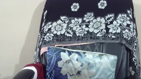 PRIYA RAI online show from 01.14.25