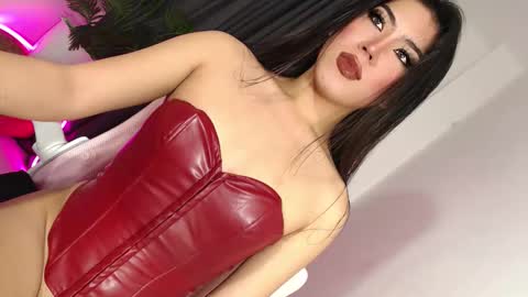 Snapshot of sexybaby2999 chatting on 10.06.25 Lexie online show from 10.06.25