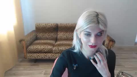 sexybeatriice online show from 01.04.25