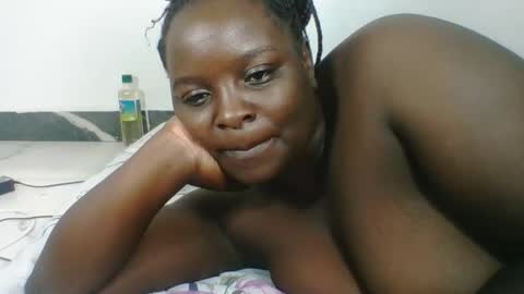 Snapshot of sexyblackgal10 chatting on 09.13.25 sexyblackgal10 online show from 09.13.25